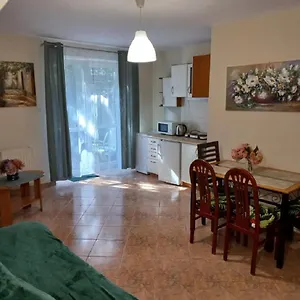 Apartament Sadul, Warszawa